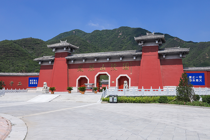 昌平区凤凰山陵园：安魂净土，自然与人文共